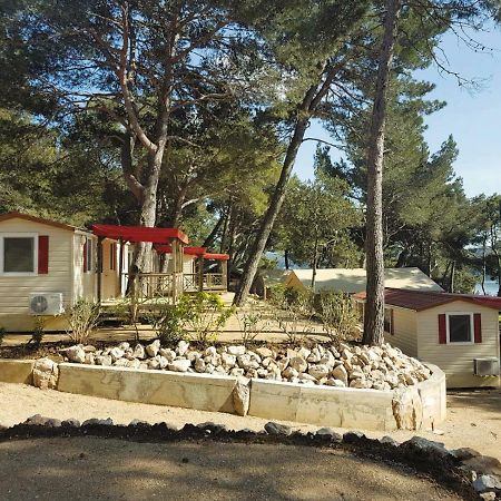 Victoria Mobilehome Camping Village Poljana Mali Lošinj Exteriör bild