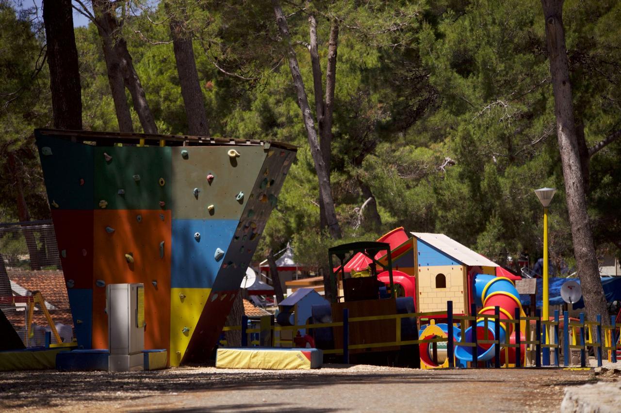 Victoria Mobilehome Camping Village Poljana Mali Lošinj Exteriör bild