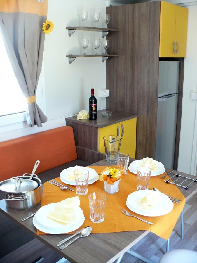 Victoria Mobilehome Camping Village Poljana Mali Lošinj Exteriör bild