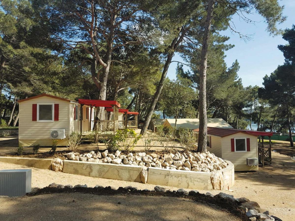 Victoria Mobilehome Camping Village Poljana Mali Lošinj Exteriör bild