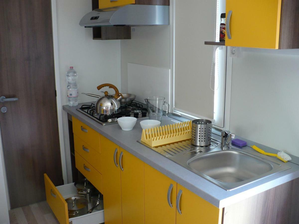 Victoria Mobilehome Camping Village Poljana Mali Lošinj Exteriör bild