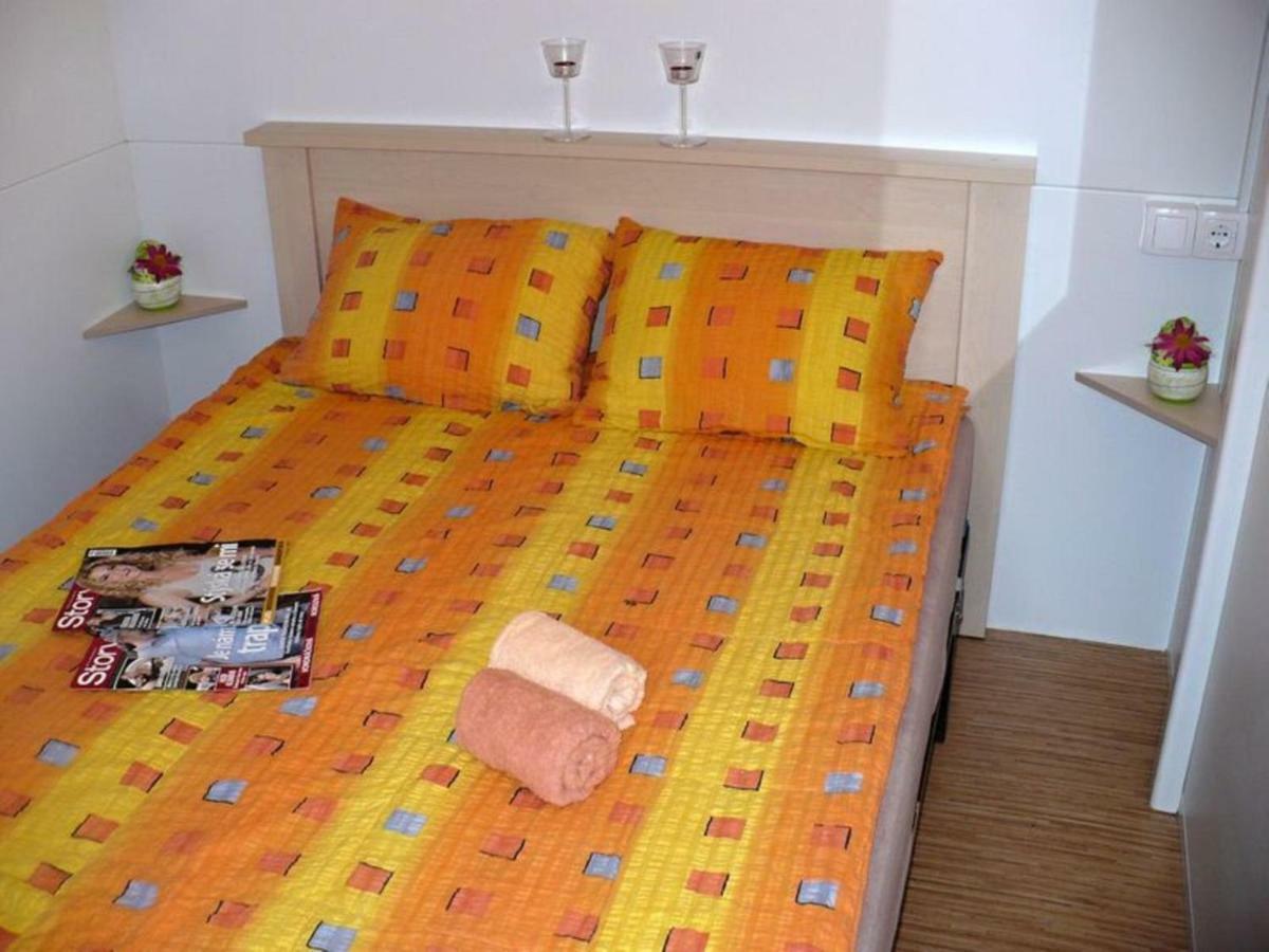 Victoria Mobilehome Camping Village Poljana Mali Lošinj Exteriör bild